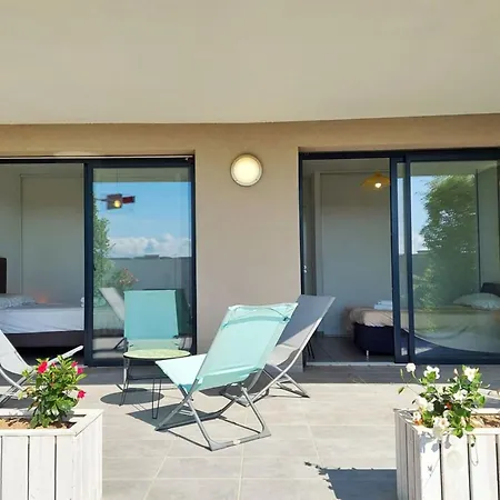Διαμέρισμα Kiara - By Foot Terrace Isolella - By Tgb