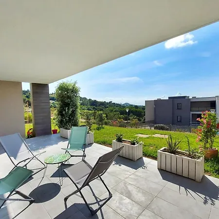 Kiara - By Foot Terrace Isolella - By Tgb Apartamento *