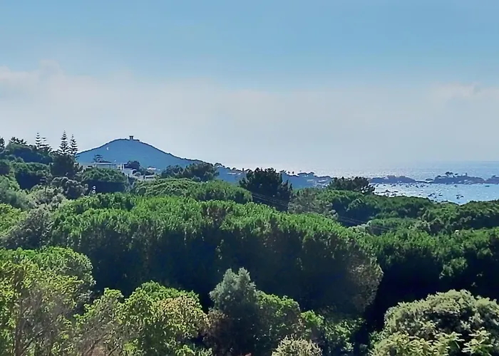 Kiara - By Foot Terrace Isolella - By Tgb