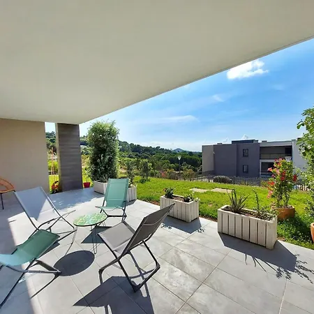 Kiara - A Pied, Terrasse, Isolella - By Tgb * Pietrosella