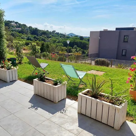 Kiara - A Pied, Terrasse, Isolella - By Tgb Apartmán *